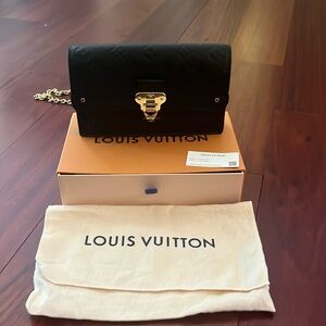 Louis Vuitton Vavin BB Noir monogram leather bag